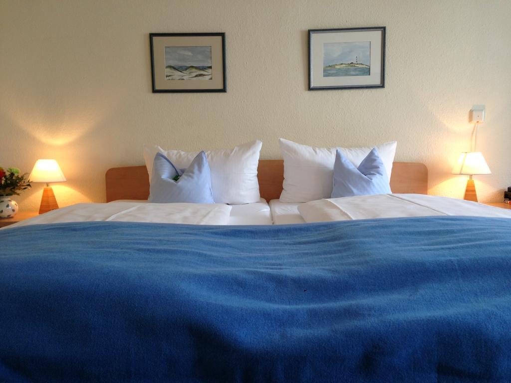 Clausen Hotel Westerland Bagian luar foto