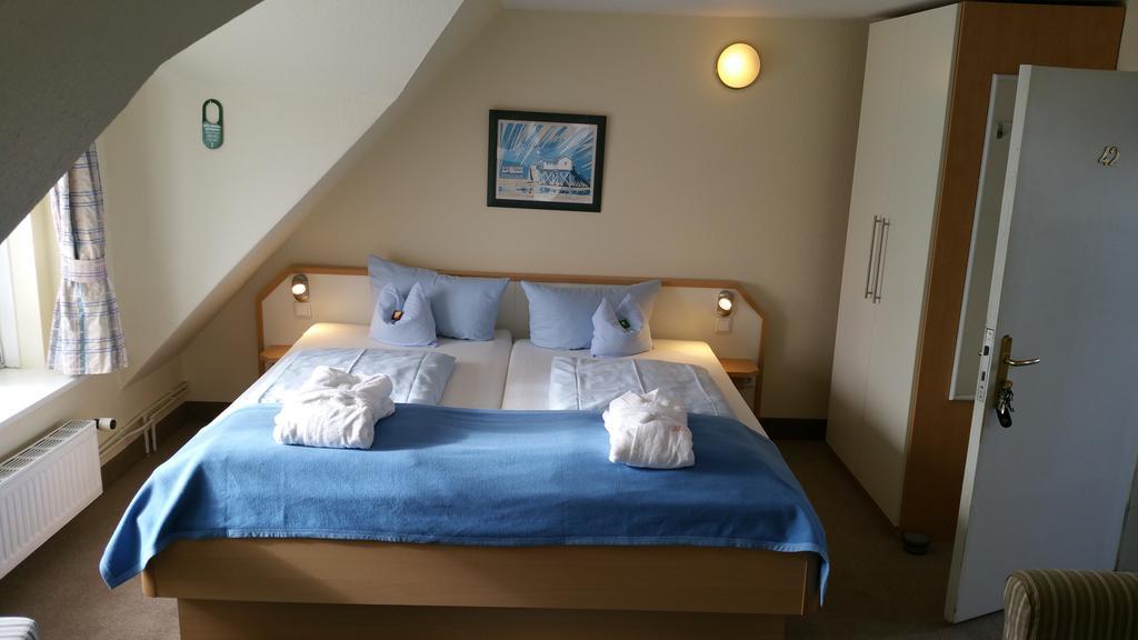 Clausen Hotel Westerland Bagian luar foto