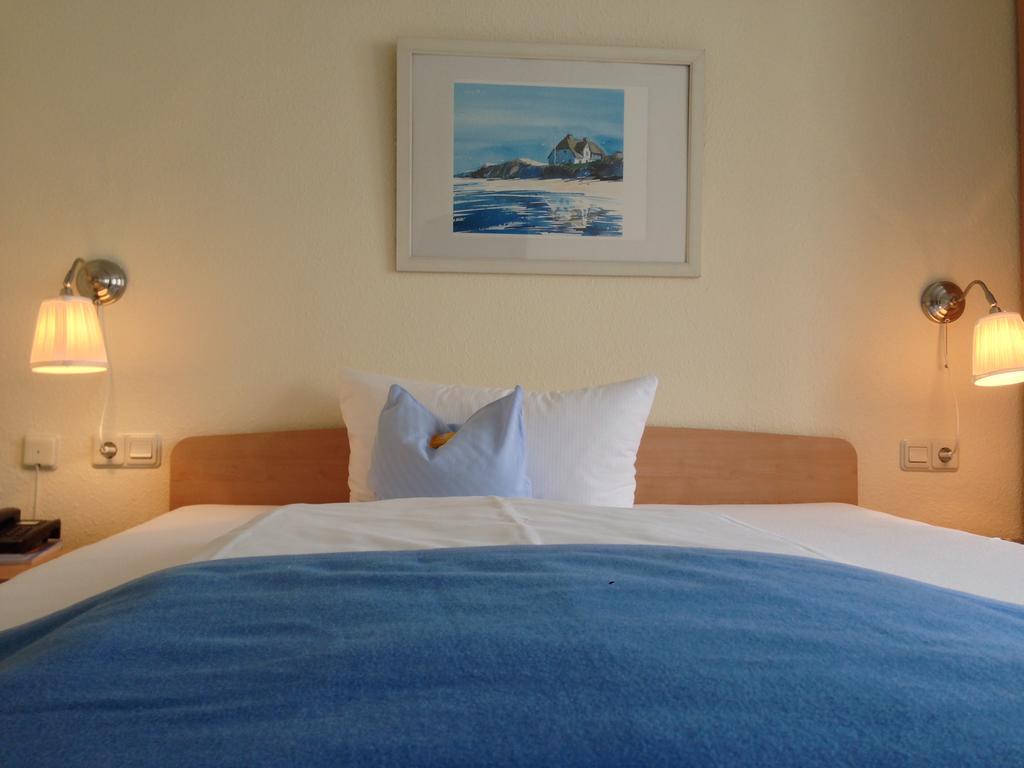 Clausen Hotel Westerland Bagian luar foto