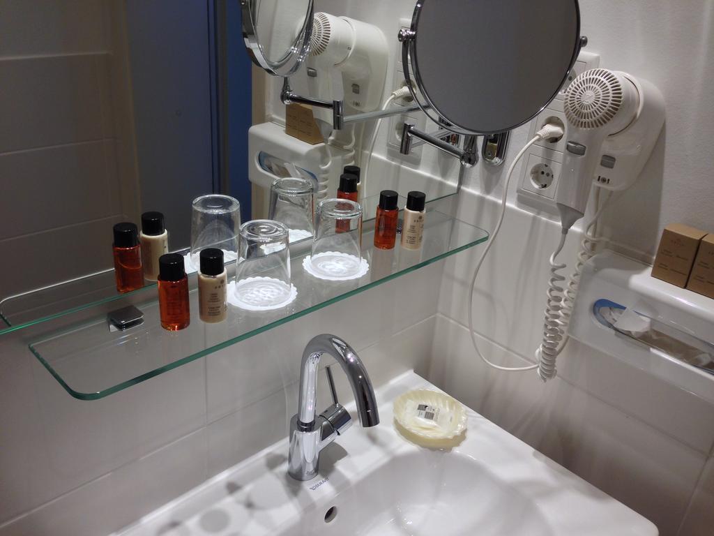 Clausen Hotel Westerland Bagian luar foto