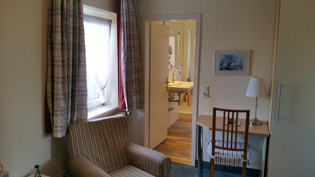 Clausen Hotel Westerland Bagian luar foto
