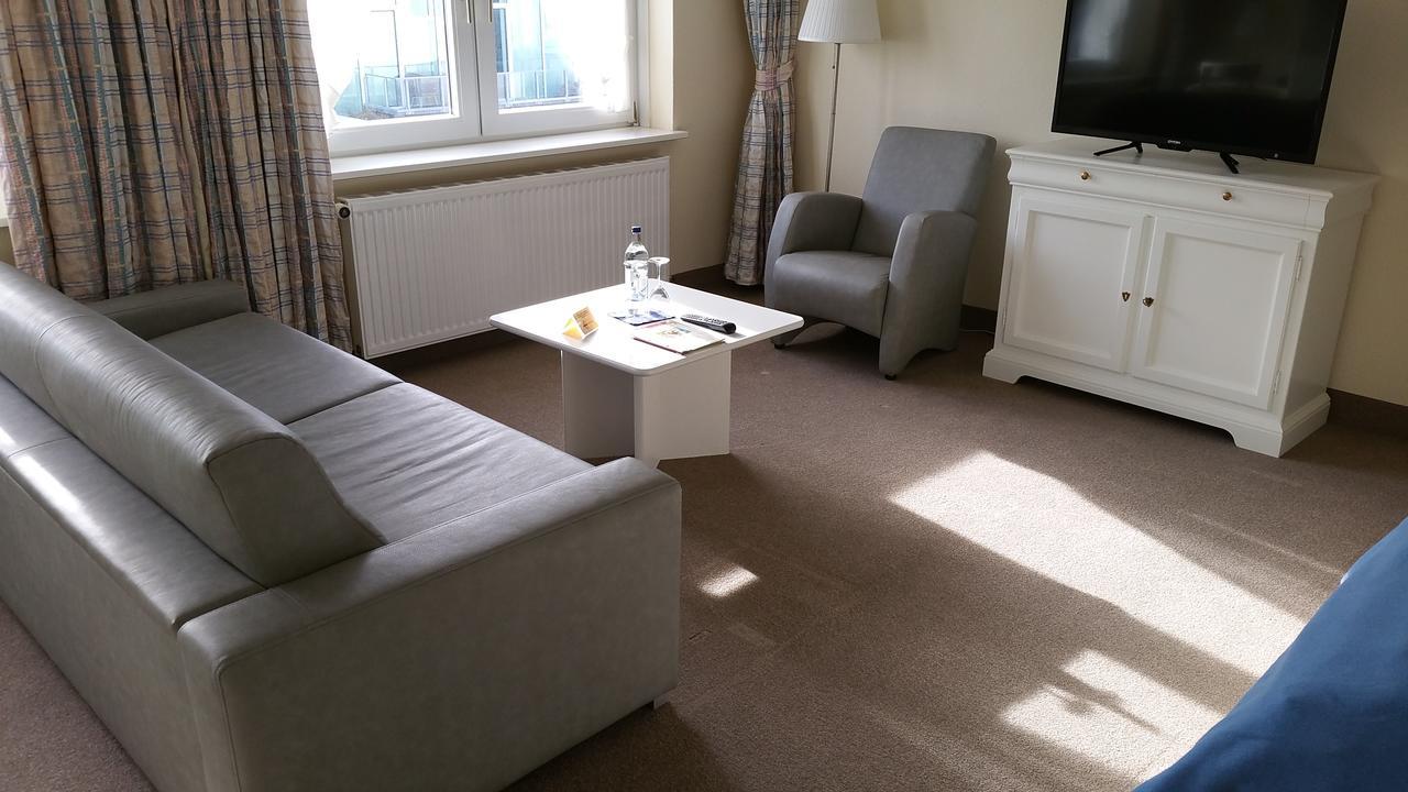 Clausen Hotel Westerland Bagian luar foto