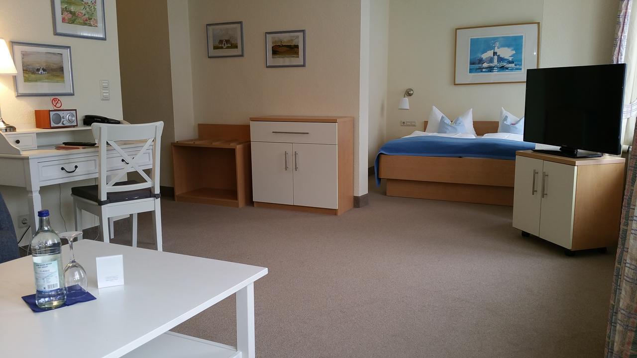 Clausen Hotel Westerland Bagian luar foto